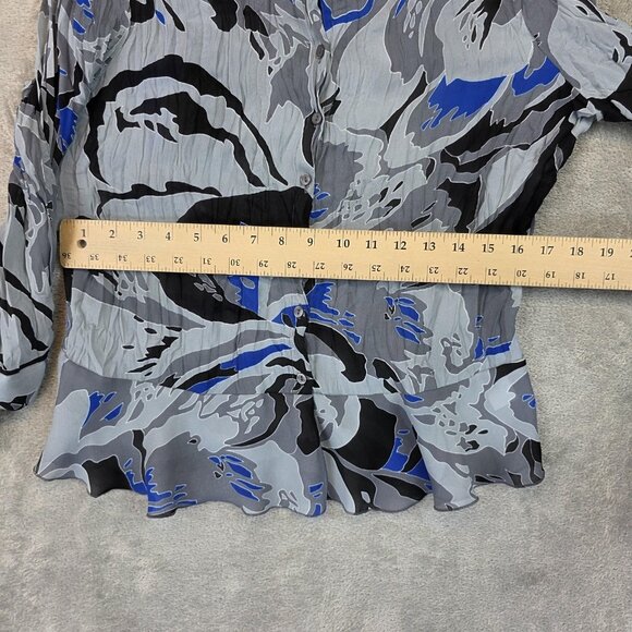 Sunny Leigh Shirt Womens Medium Gray Blue Abstract Pleated Button Front Blouse - Picture 6 of 8